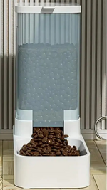 Dispensador de comida para mascotas.